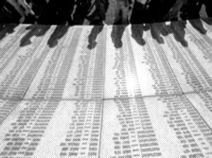 Srebrenica_spomenik1