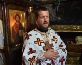 Perović: Ovo je borba za Crkvu ali i za Crnu Goru