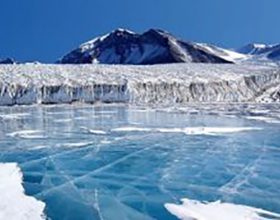 Ogromna ledena ploča odvojila se od Antarktika