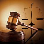 Trojici uhapšenih službenika policije određen kućni pritvor