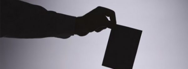 danas biraju između desnilčara i komunistkinje