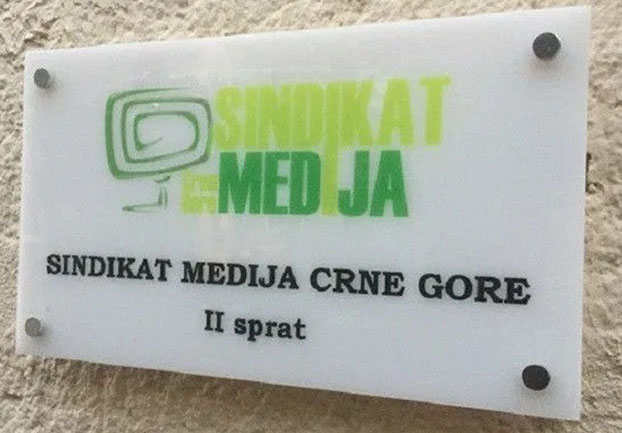 Sindikat medija optužio potpredsjednika Vlade Đeljošaja za brutalni napad na novinara TV Vijesti