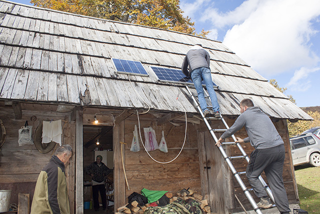 solarni -panel-katun