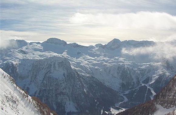 Otapanje glečera ne zna za granice