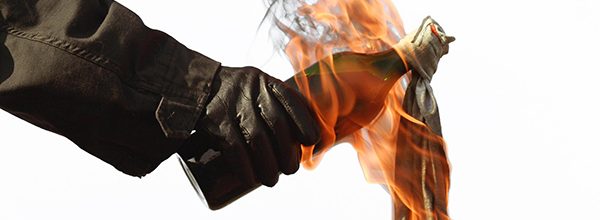 Molotovljev koktel: simbol otpora i borbe za slobodu