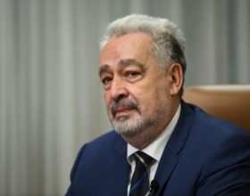 Krivokapić: Moji omiljeni ministri šuruju sa neustavnim premijerom