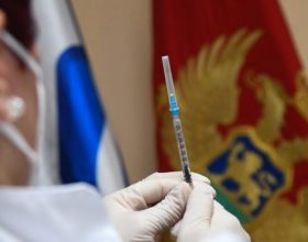CG: Danas prvu dozu vakcine primilo 1.678 osoba
