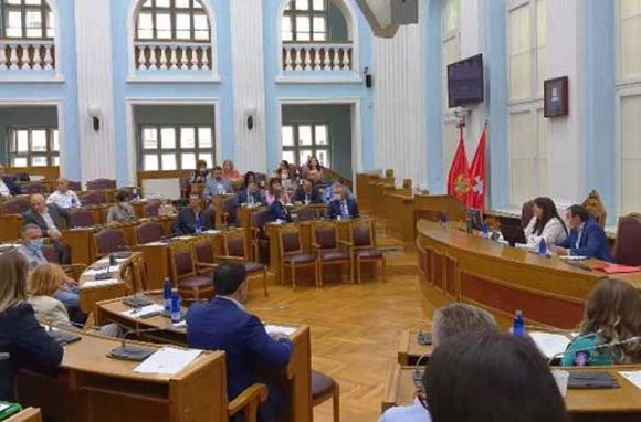 Cetinjska skupština traži ostavke ili smjenu kompletnog vrha bezbjednosnog sektora