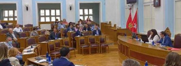 Cetinjska skupština traži ostavke ili smjenu kompletnog vrha bezbjednosnog sektora