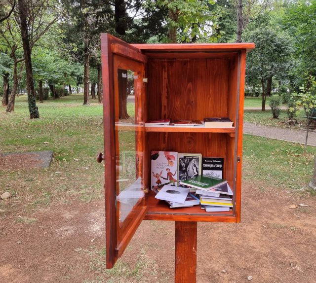 mini-biblioteke