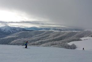 Promjenljivo oblačno sa sunčanim intervalima i uglavnom suvo