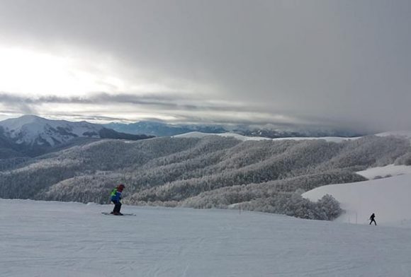 Promjenljivo oblačno sa sunčanim intervalima i uglavnom suvo