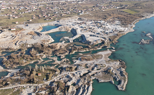 Ne prestaje krađa šljunka iz Morače (VIDEO)