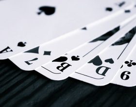 Četiri pokeraša za stolom. Kratak pregled rata u Ukrajini