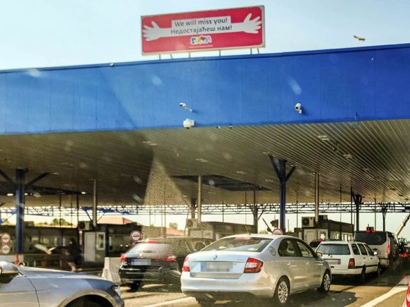 Srbijanski prevoznici blokiraju i granične prelaze sa Crnom Gorom
