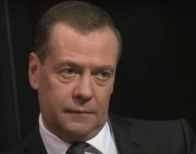 Medvedev: Referendumi završeni, dobrodošli kući, u Rusiju