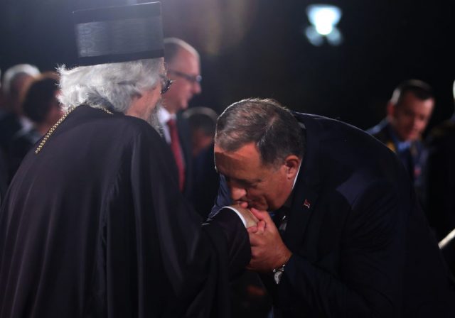 Dodik najavio da će RS svim vjerskim službenicima dati platu i doprinose