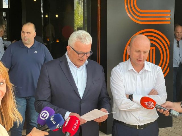 Sjednica vijeća AS u predmetu 'Državni udar'