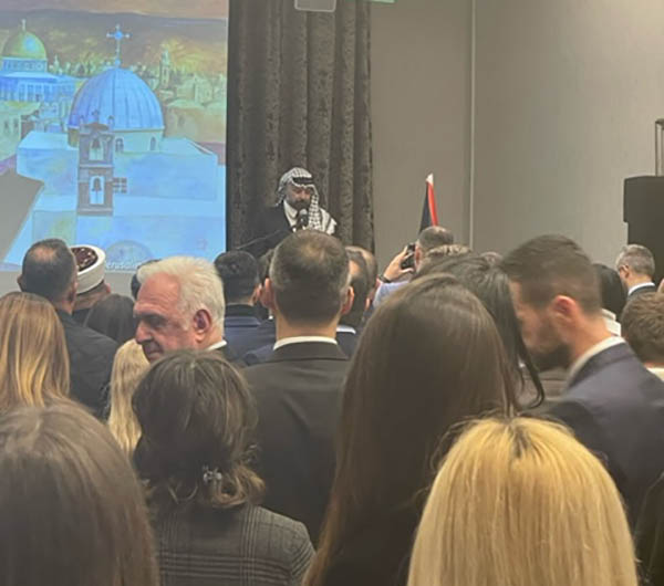 Dan Palestine1