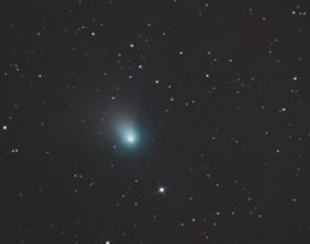 Zelena kometa sjutra najbliža Zemlji (video)
