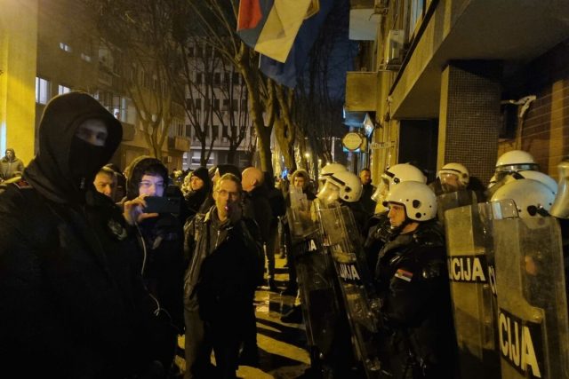 AI: Pravo na mirno okupljanje ugroženo širom Evrope