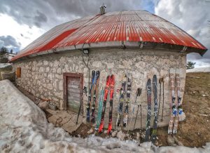 Malo do umjereno oblačno sa sunčanim periodima