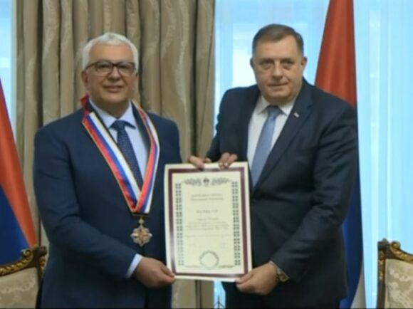 mandic dodik