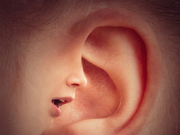 Kako ženski glas utiče na muškarce