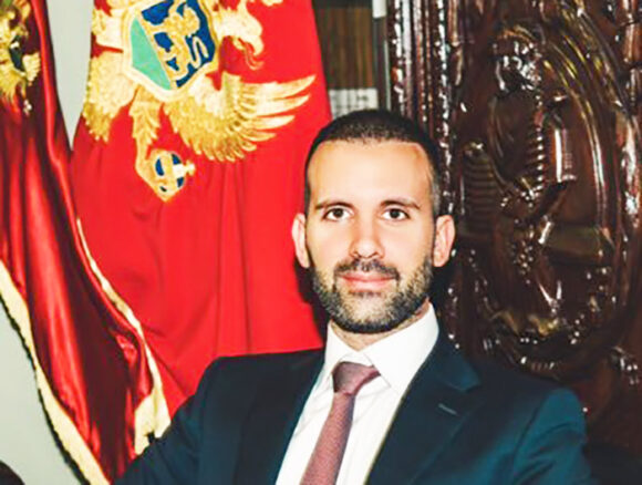 Kabinet premijera: O izmjenama Zakona o državljanstvu tek nakon što se obezbijede svi zaštitni zakonski mehanizmi dana rada