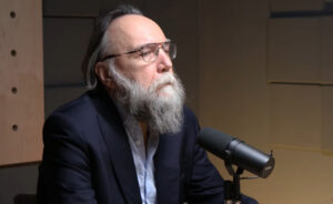 Dugin: Rat je pred nama