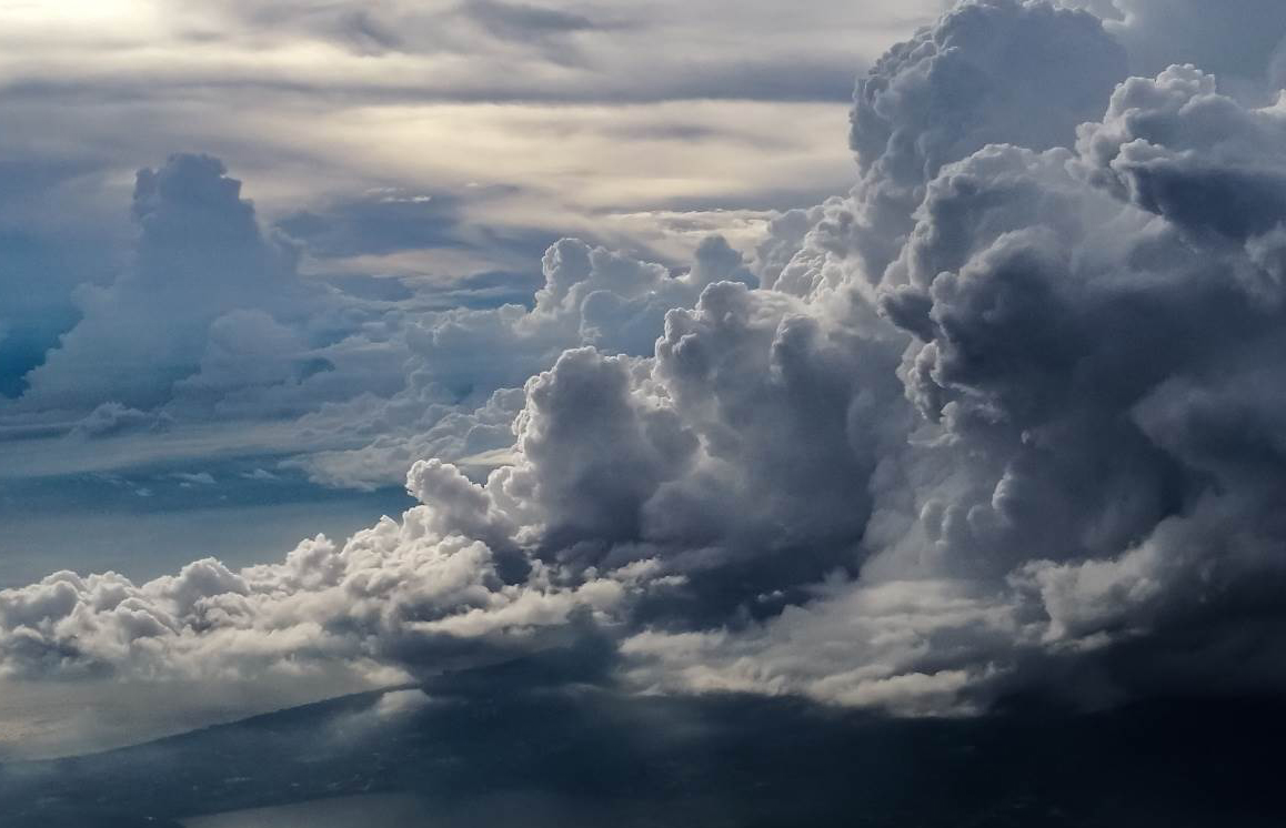 Promjenljivo do potpuno oblačno i uglavnom suvo