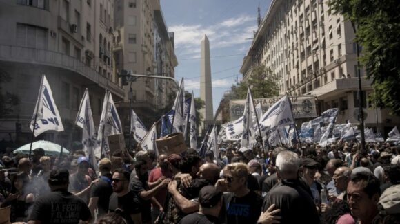 Masovni radnički štrajk u glavnom gradu Argentine