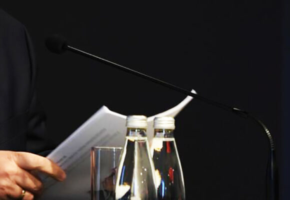 NVO sektor u ekspozeima mandatara partner, a u praksi ignorisan ili označen kao neprijatelj