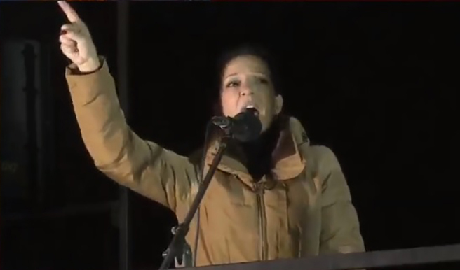 Marinika Tepić govori na protestu u Beogradu