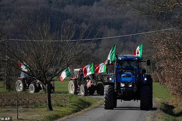 Italija farmeri krenuli prema Rimu