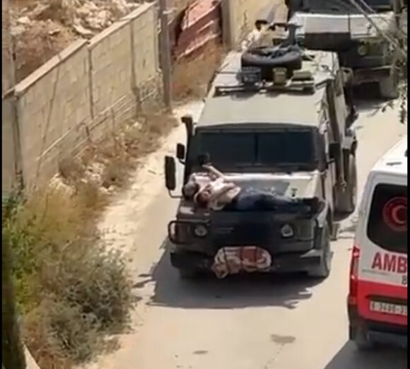 Izraelska vojska ranjenog Palestinca vezala za haubu džipa