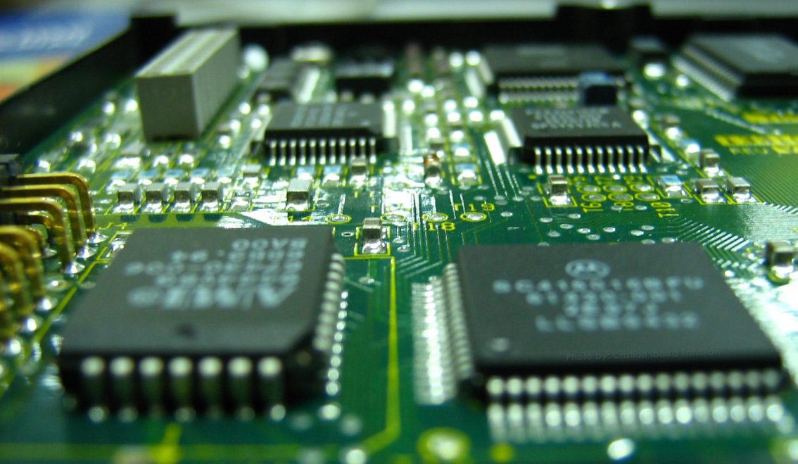 Kina poziva zemlje da se odupru ekonomskoj prinudi SAD u trgovini poluprovodnicima