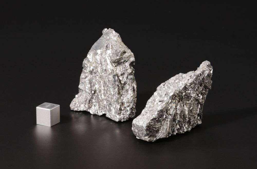 Kina uvodi kontrolu na izvoz antimona i supertvrdih materijala