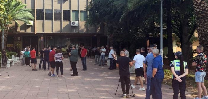 crmnicani opština protest