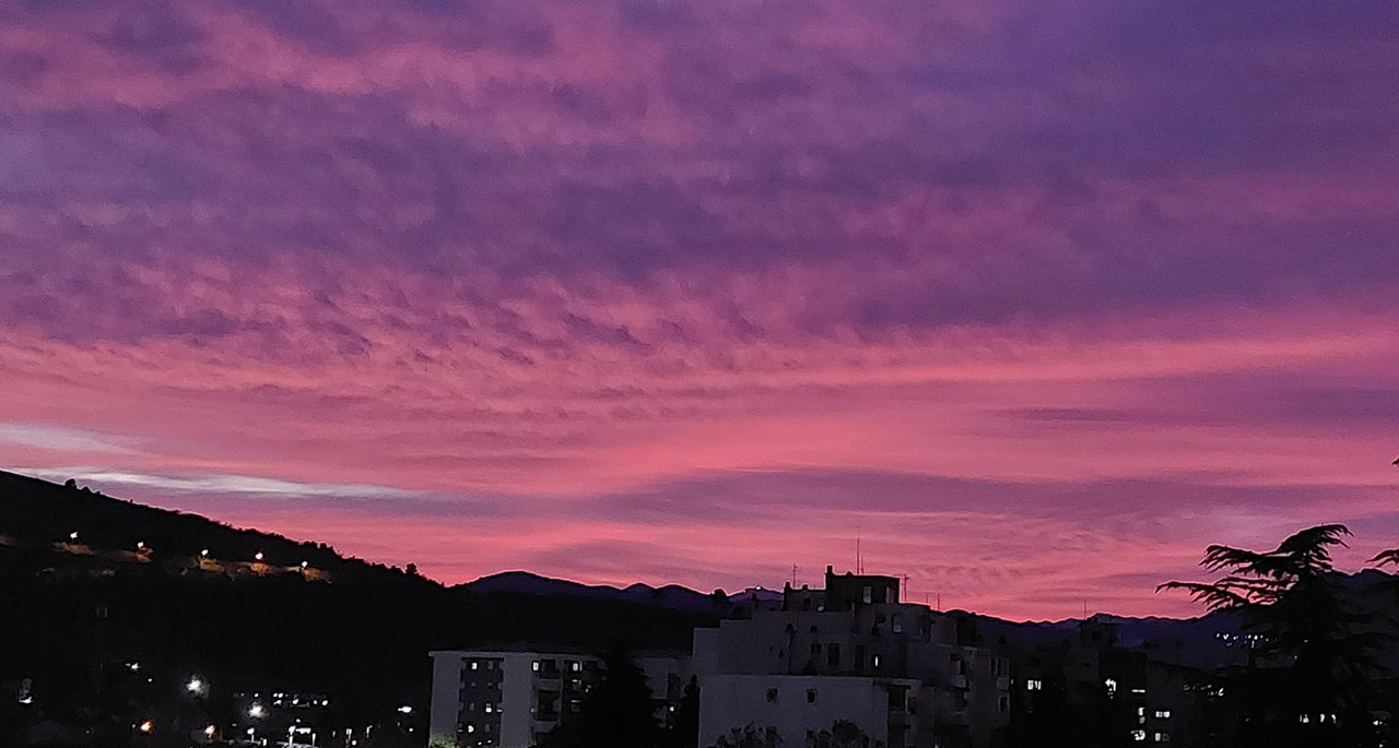 Pretežno sunčano, povremeno uz slabu do umjerenu oblačnost