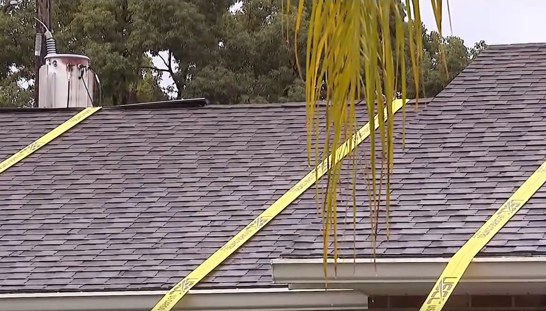 Vezao kuću da je ne odnese uragan