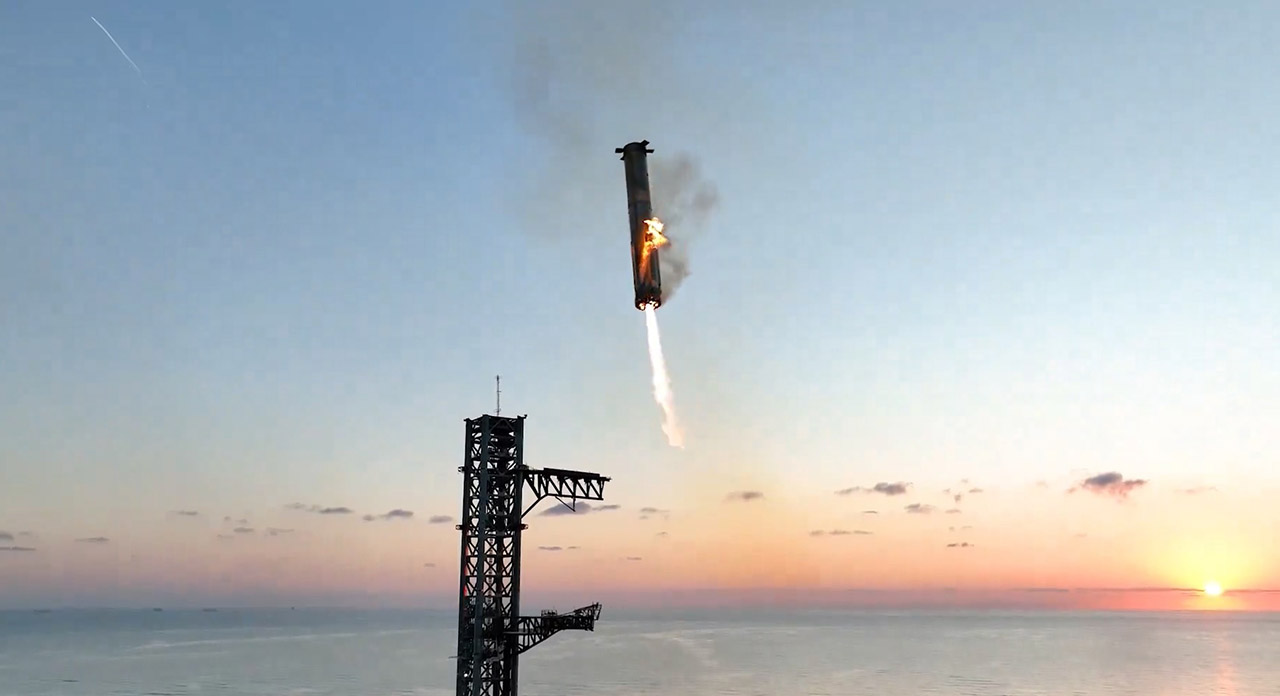 Brod otišao, raketa se vratila na Zemlju (video)