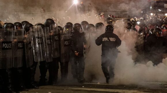 Gruzija: Zamrzavanje pregovora o članstvu u EU izazvalo bijes opozicije