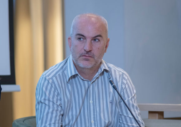 Objavljene “Analogne priče” Dejana Tofčevića