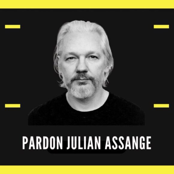 Stela Asanž: Hoće li Tramp ispraviti Bajdenovu pogrešku?