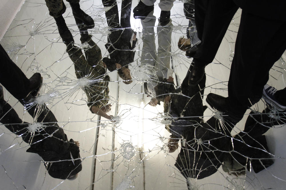 Spoznati sebe u medijskom ogledalu emocija