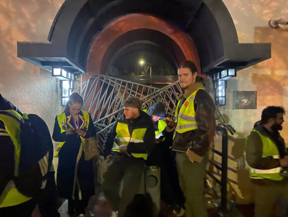 Studenti drže u blokadi RTS i RTV