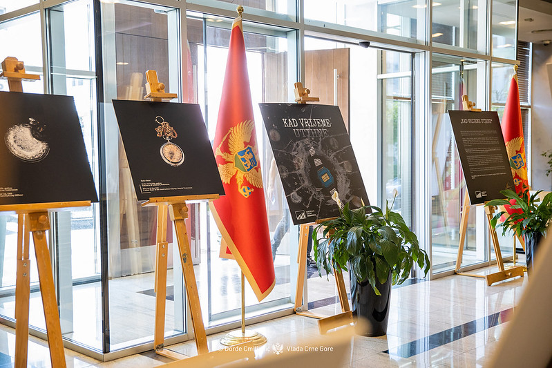 kad vrijeme utihne kad vrijeme utihne