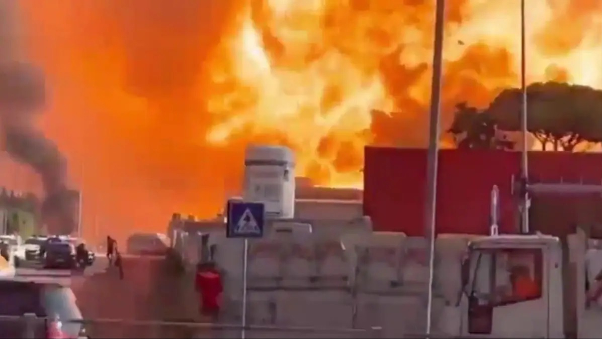 Četrdeset pet osoba povrijeđeno je u eksploziji koja se desila rano jutros na benzinskoj pumpi u Rimu.