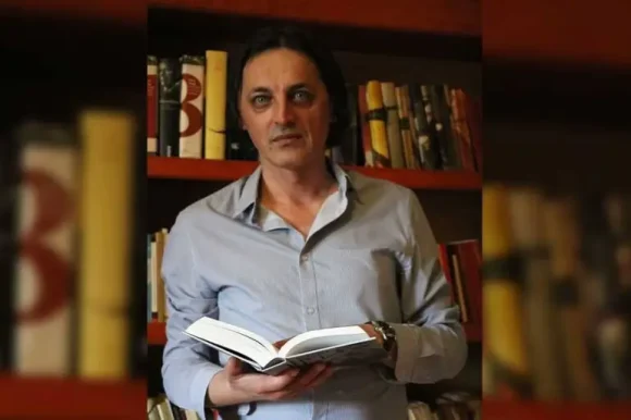 Nevjera u Boga i nepovjerenje u ljude rađaju strah za identitet